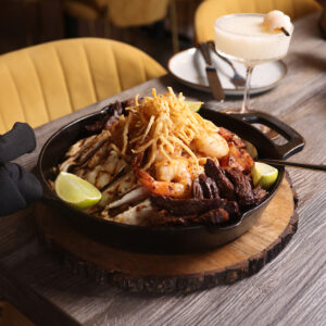 PAELLA DE CHICHARRÓN (FOR TWO)